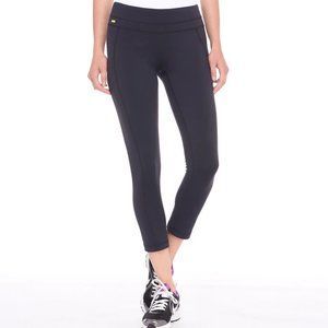 Lole Motion Crop Black Capris Size L